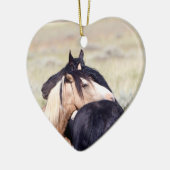 Twee paardensportschutters met wilde paarden keramisch ornament (Links)