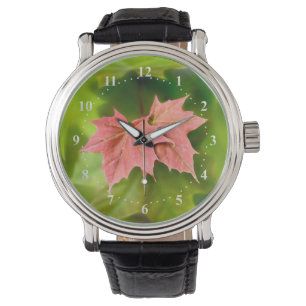 Twee paarse bladeren horloge