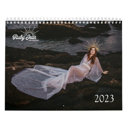 Twee pagina middelgrote agenda, wit kalender (Hoes)