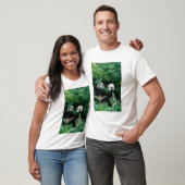 Twee panda's eten samen bamboe, Wolong T-shirt (Unisex)