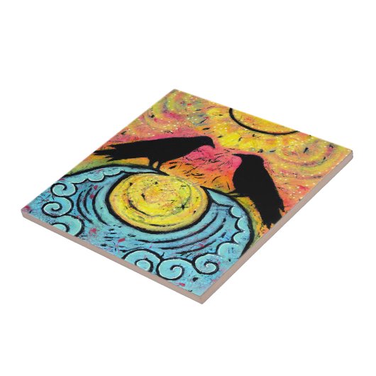 Twee Ravens zitten en reflecteren op de Waves-kera Tegeltje (Zijkant)