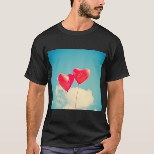 Twee rode hart ballonnen ontwerp t-shirt (Voorkant)
