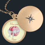 twee rode harten met witte boeg oorspronkelijke ku locket ketting<br><div class="desc">Deze originele en zachte illustratie toont twee rode harten gewikkeld in een witte lintboeg om de koppeling van twee harten in liefde voor altijd te symboliseren. Dit mooie ketting maakt een heel romantisch geschenk voor alle leeftijden, ik ben er zeker van dat het gevoel dat het afbeelding tot uitdrukking brengt...</div>