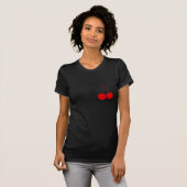 Twee Rode Kersen. T-shirt (Voorkant volledig)