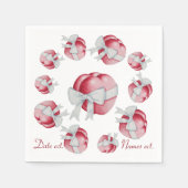 twee rode liefdesharten en witte boeg romantische  servetten (Voorkant)