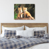 Twee rode vosjongens voor hun hol canvas afdruk (Insitu (Slaapkamer))