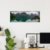 Twee rowboten met reflectie in een meer-poster poster (Thuiskantoor)