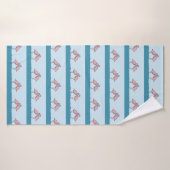 Twee roze flamingo's op het waterpatroon badhanddoek (Badhanddoek)