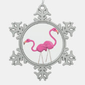 Twee roze lamingos die samen staan tin sneeuwvlok ornament (Voorkant)