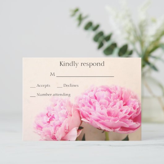 Twee roze pioenrozen RSVP kaartje (Staand voorkant)