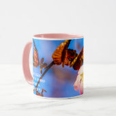 Twee Sakura Flowers op blauw Mok (Voorkant links)