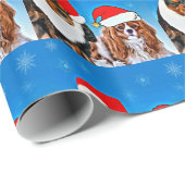 Twee Santa Cavalier King Charles Spaniels Paper Cadeaupapier (Rol Hoek)