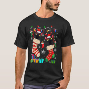 Twee Santa Zwarte Kat In Kerst Soks Zwarte Kat   T-shirt