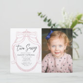 Twee Sassy Roze Tiara & Bow Meisje Foto 2e verjaar Kaart (Staand voorkant)