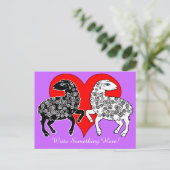 Twee schaap zwart-wit groot rood hart gepersonalis briefkaart (Staand voorkant)