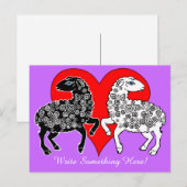 Twee schapen Zwart Wit Grote Rode Hart Persoonlijk Briefkaart (Voorkant / Achterkant)