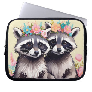 Twee Schattige wasberen in bloemenkronen Laptop Sleeve