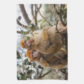 Twee Schattigee apen Theedoek (Verticaal)