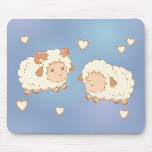 Twee Schattigee kleine schapenrammen op blauw Muismat (Voorkant)