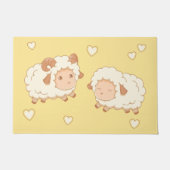 Twee Schattigee kleine schapenrammen op geel Deurmat (Voorkant)
