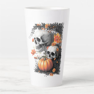 Twee schedels en een pompoen tussen de bloemen. latte mok