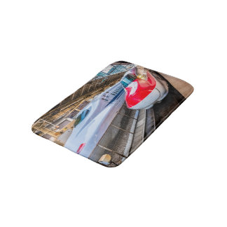 Twee Shinkansen op het Tokyo-station Badmat