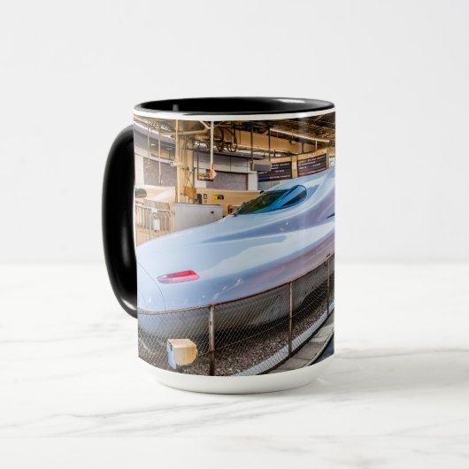 Twee Shinkansen op het Tokyo-station Mok (Voorkant links)