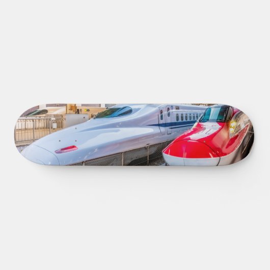 Twee Shinkansen op het Tokyo-station Persoonlijk Skateboard (Horizontaal)