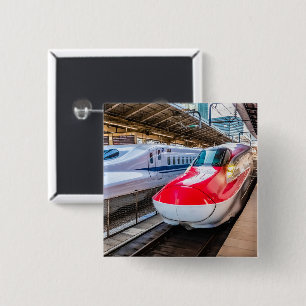Twee Shinkansen op het Tokyo-station Vierkante Button 5,1 Cm