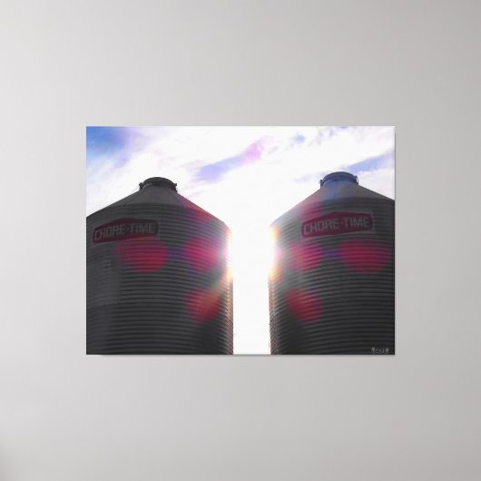 Twee Silo's bij Zonsopgang Canvas Afdruk (Voorkant)