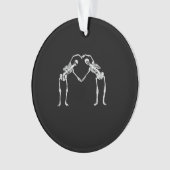 Twee Skeleton Hearts Handen Classic Ornament (voorkant)