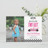 Twee Snel Roze Race Auto 2de Verjaardagsfeestje Kaart (Staand voorkant)