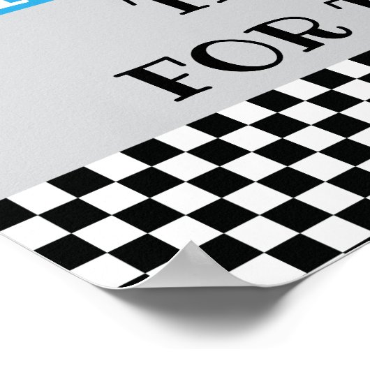 Twee snelle 2 nieuwsgierige racecar-borden poster (Hoek)