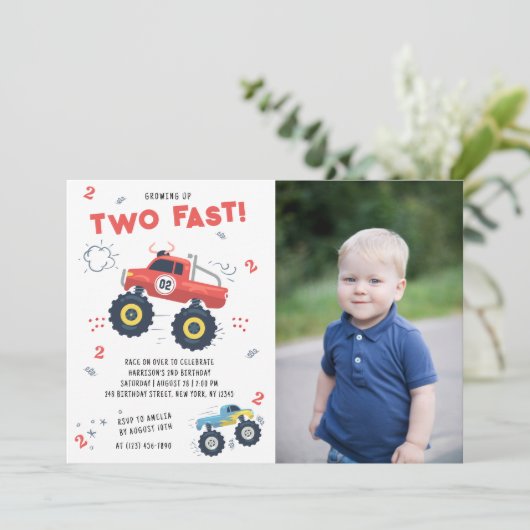 Twee snelle 2e Verjaardag Kinder Monster Auto Truc Kaart (Staand voorkant)