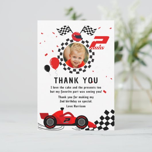 Twee snelle 2e verjaardag Kinder Schattigee rode r Bedankkaart (Staand voorkant)