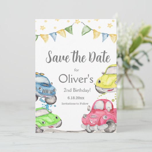 Twee snelle 2e verjaardag race auto save the date (Staand voorkant)