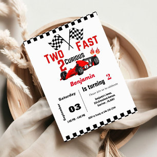 Twee snelle auto race Jongen 2e verjaardagsfeest Kaart