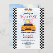 Twee snelle dinosaurus race auto 2e verjaardag par briefkaart (Voorkant / Achterkant)