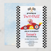 Twee snelle dinosaurus race auto 2e verjaardag par kaart (Voorkant / Achterkant)