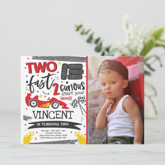 Twee snelle geboortecirkel op de tweede verjaardag kaart (Staand voorkant)