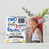 Twee snelle geboortecirkel op de tweede verjaardag kaart (Staand voorkant)