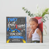 Twee snelle geboortecirkel op de tweede verjaardag kaart (Staand voorkant)