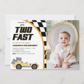 Twee snelle gele race auto verjaardagsfeestfoto kaart (Voorkant)