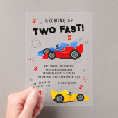 Twee snelle Kinder raceauto's van de tweede verjaa Acryl Uitnodigingen (Insitu (Draagbaar))