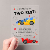 Twee snelle Kinder raceauto's van de tweede verjaa Acryl Uitnodigingen (Insitu (Draagbaar))