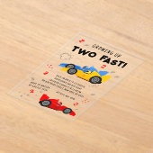 Twee snelle Kinder raceauto's van de tweede verjaa Acryl Uitnodigingen (Laagn)