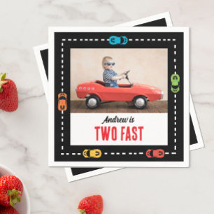 Twee snelle race auto jongens verjaardag foto servet