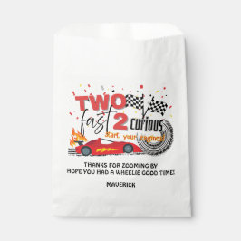 Twee snelle race auto rode verjaardag bedankzakje