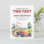Twee snelle raceauto 2e verjaardagsuitnodiging kaart (Staand voorkant)