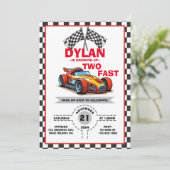 Twee snelle raceauto-uitnodiging kaart (Staand voorkant)